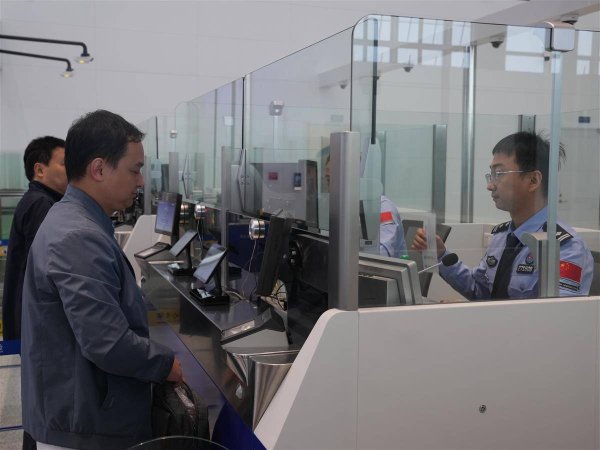 开源策略 直飞香港、韩国，十堰武当山机场国际客运航线复航